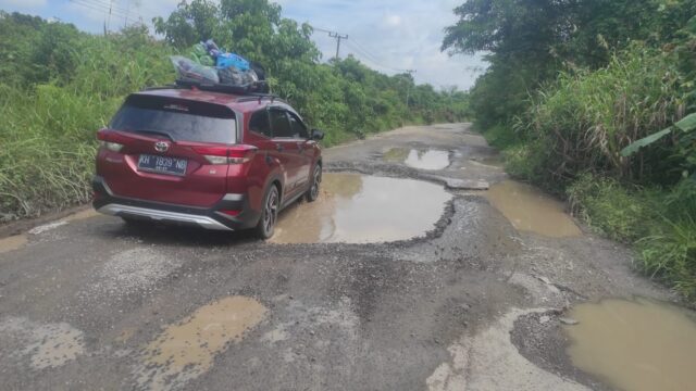 Memprihatinkan, Infrastruktur Jalan di Kecamatan Pulau Malan Rusak Parah dan Belum Tersentuh Perbaikan